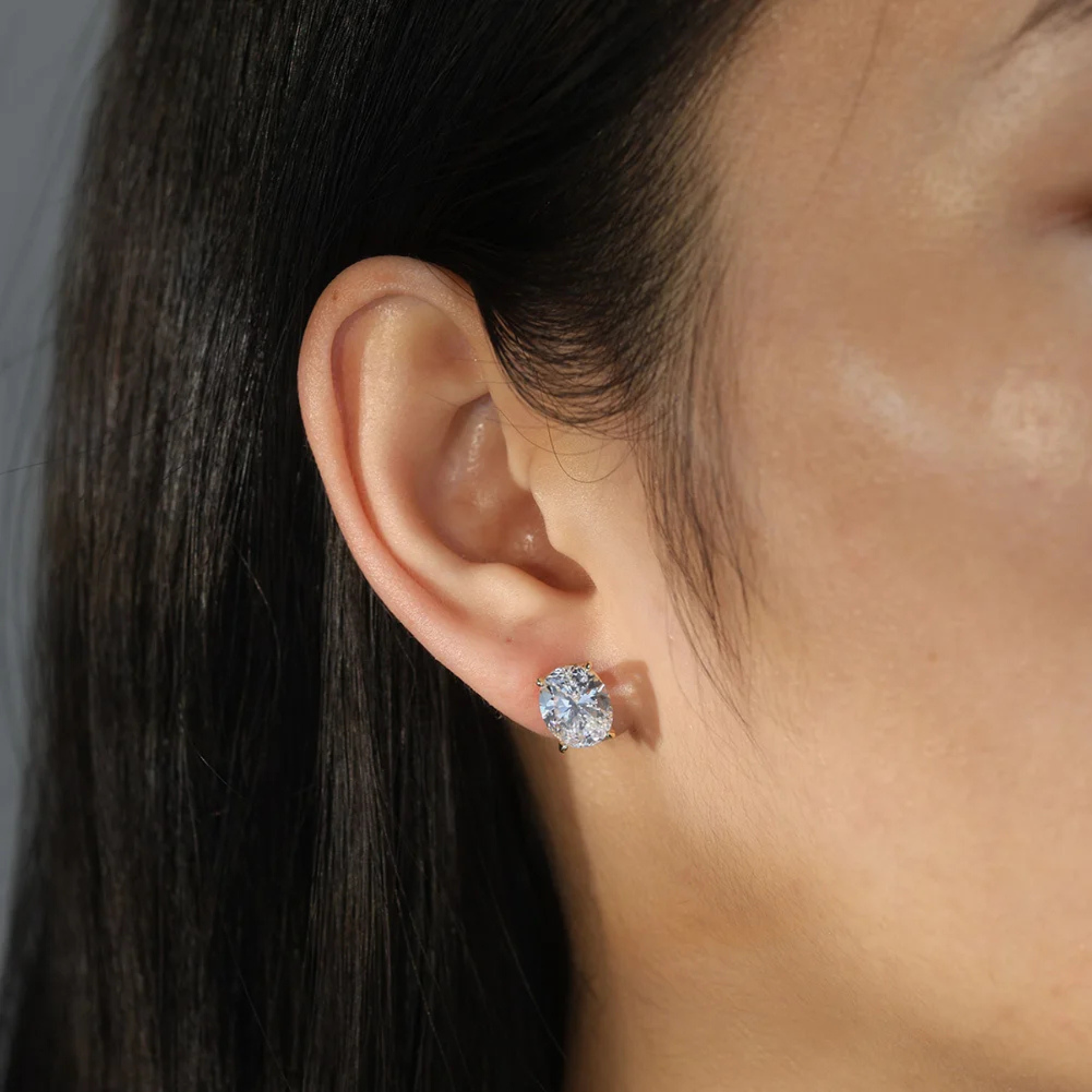 Diamant Ohrstecker mit Moissanite Stein