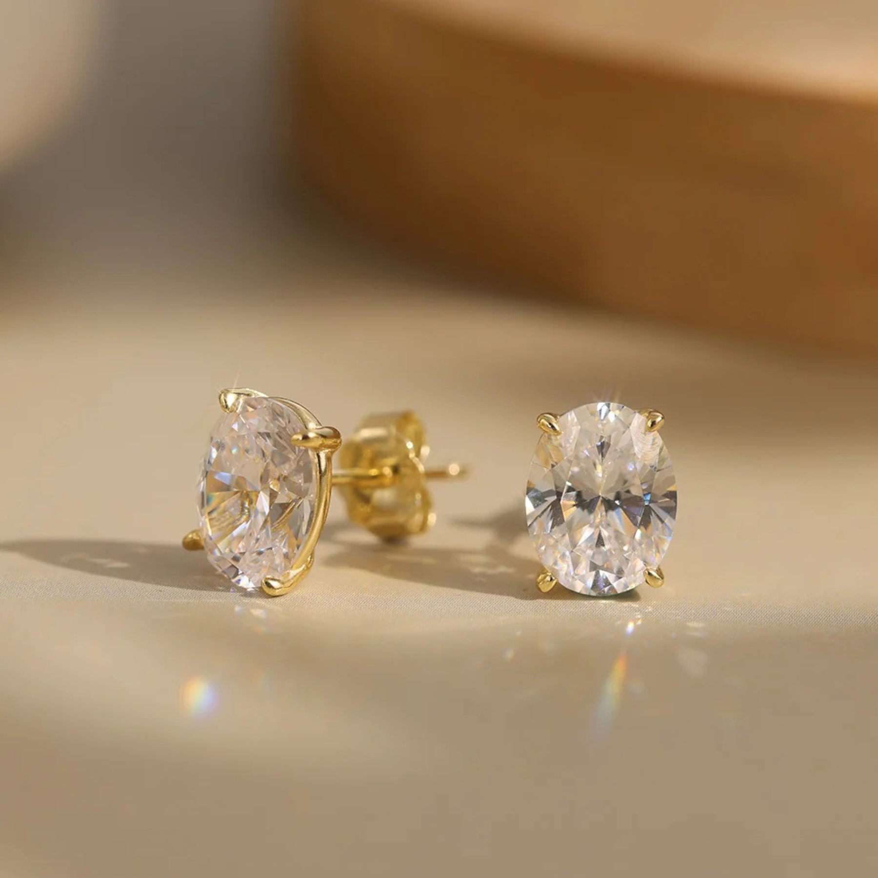 Diamant Ohrstecker mit Moissanite Stein